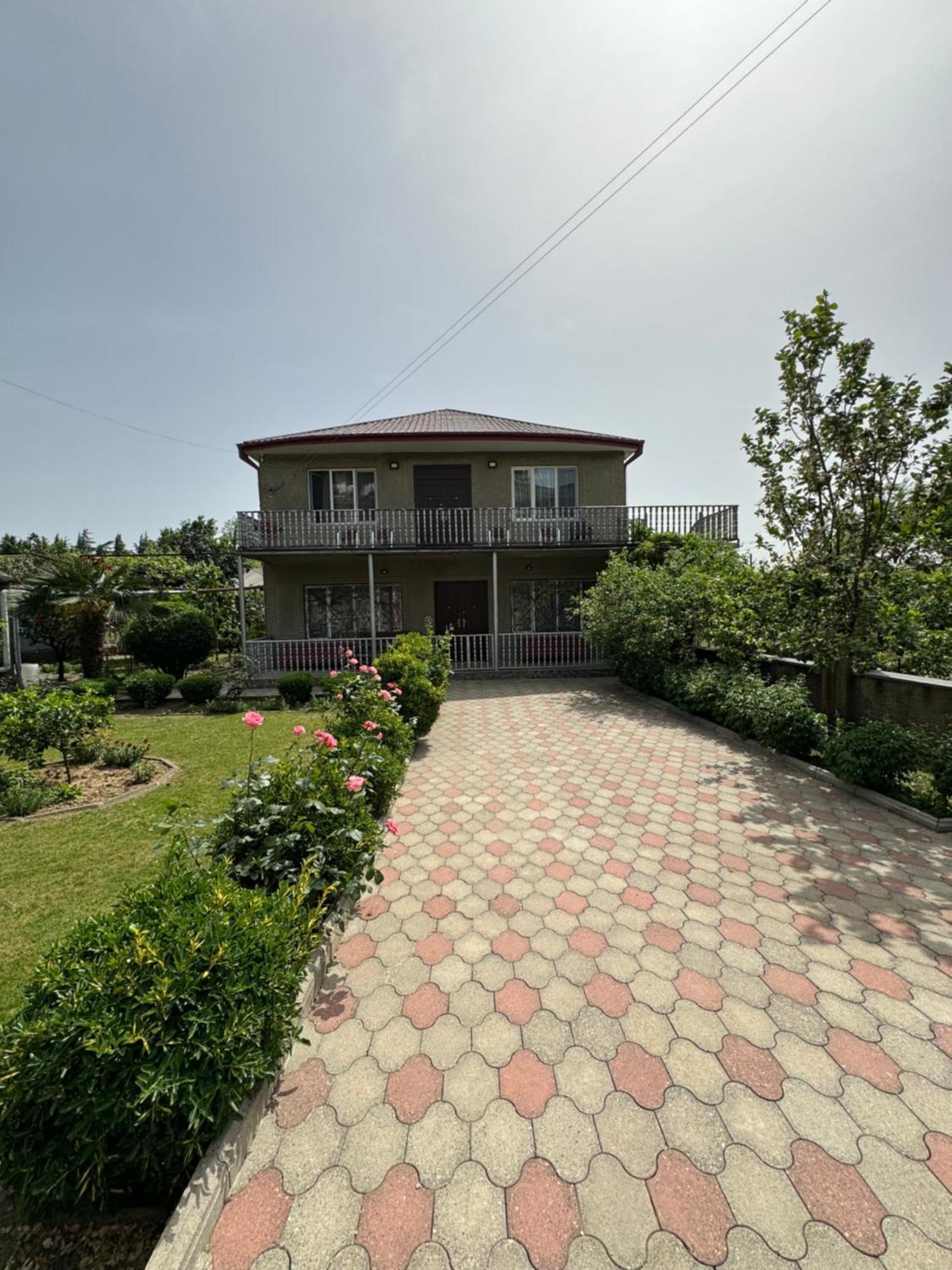Hotel Oniks Кутаїсі Екстер'єр фото