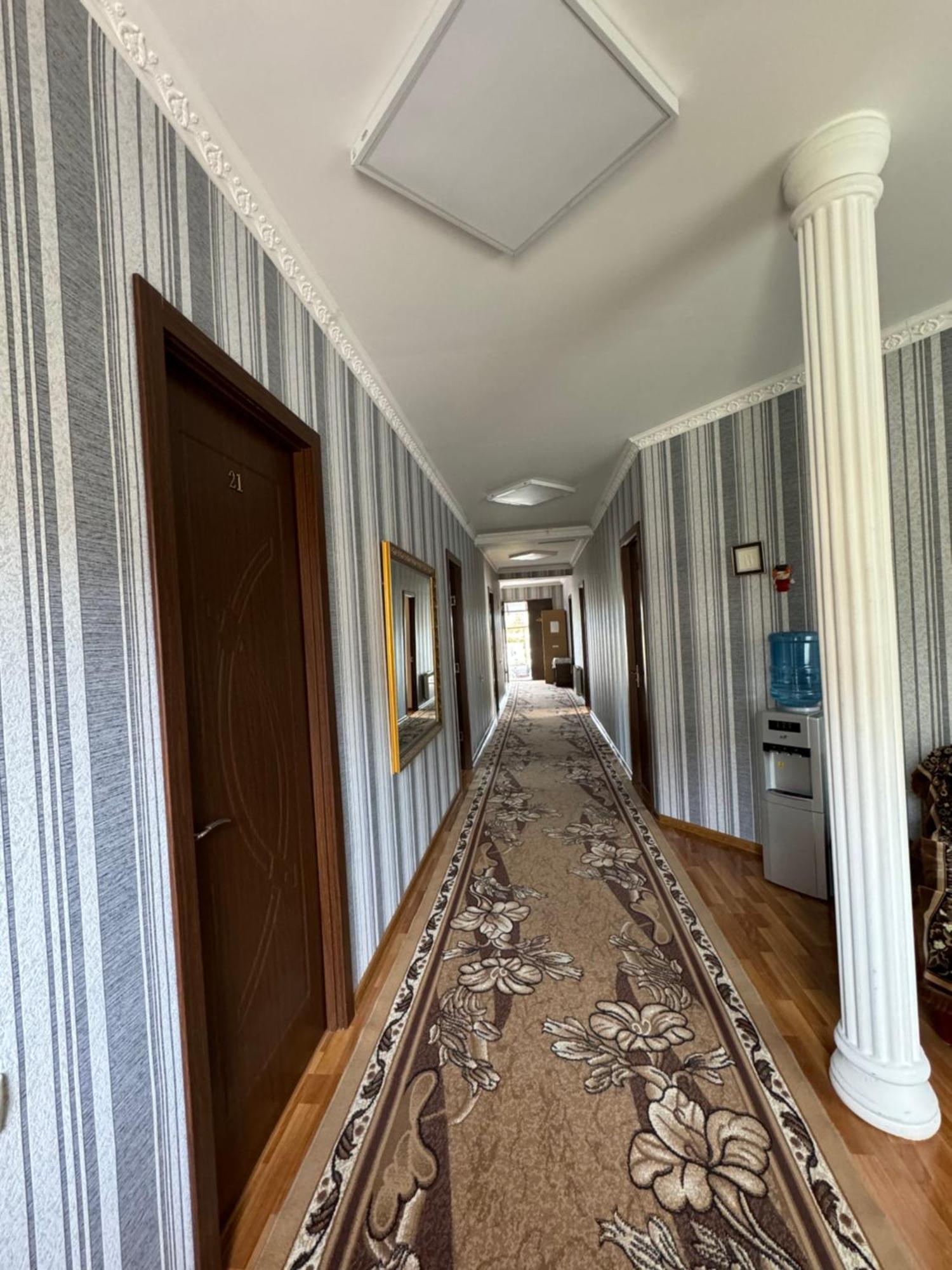 Hotel Oniks Кутаїсі Екстер'єр фото
